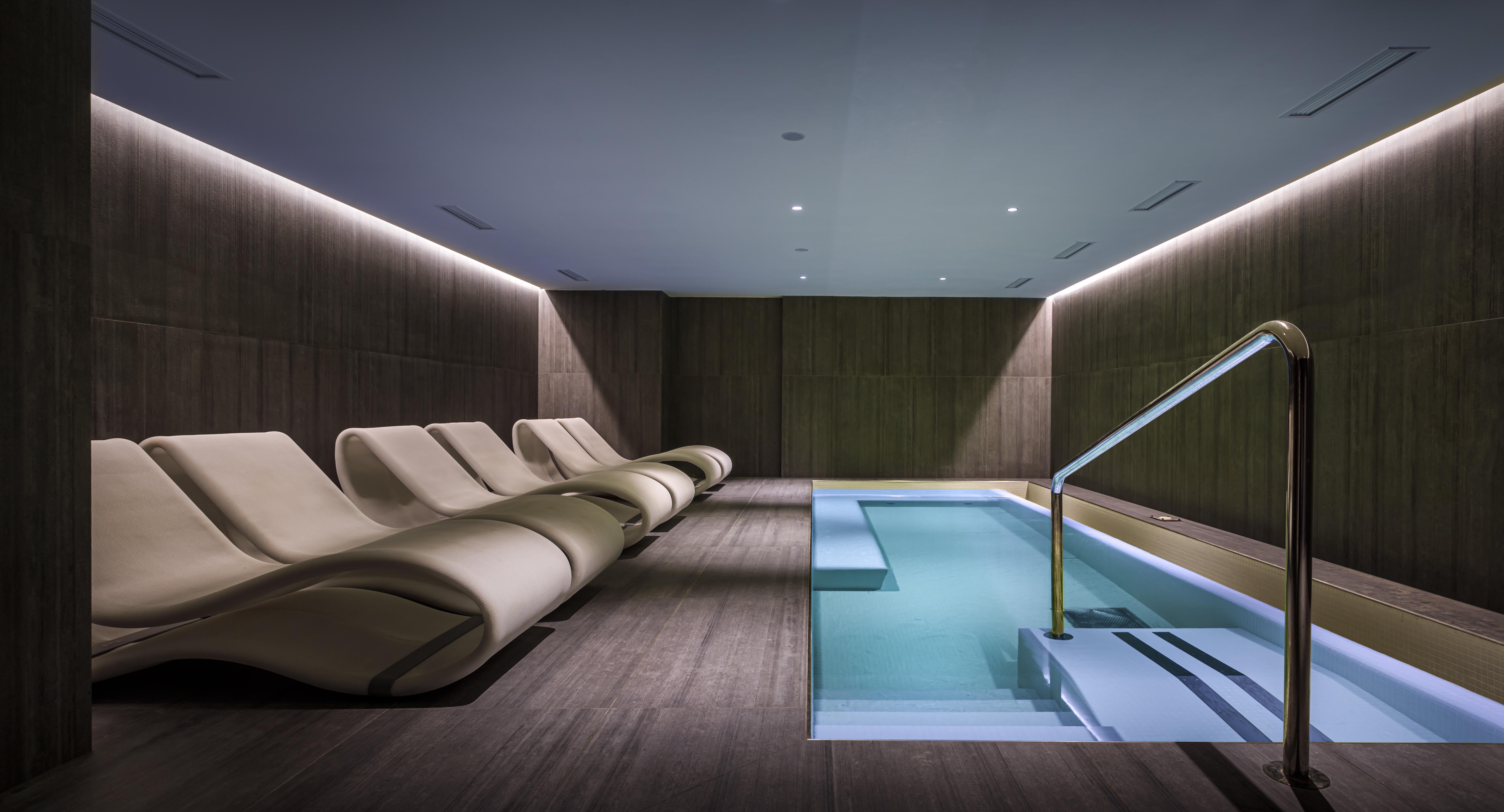 Hotel Ambasador - Liburnia Abbazia Esterno foto The spa at The Ritz-Carlton, Hong Kong